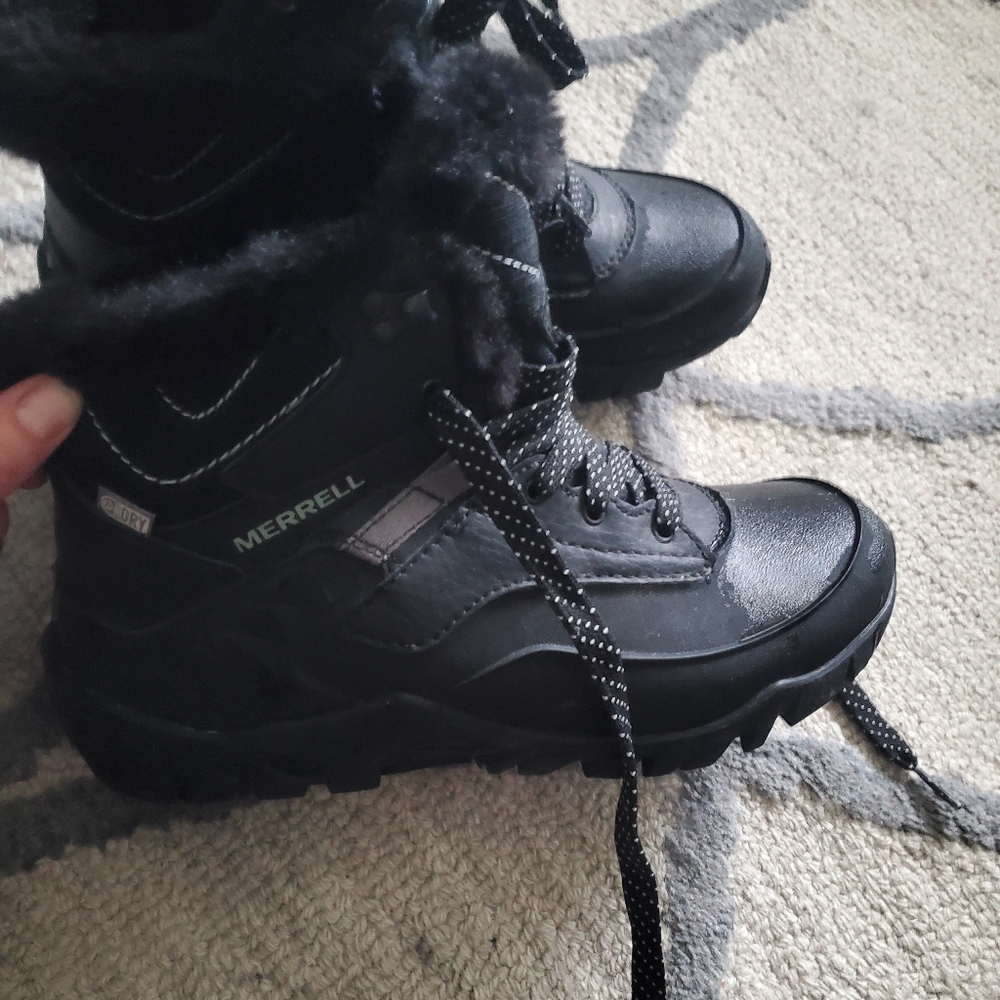 Merrell performance boots 7 warm